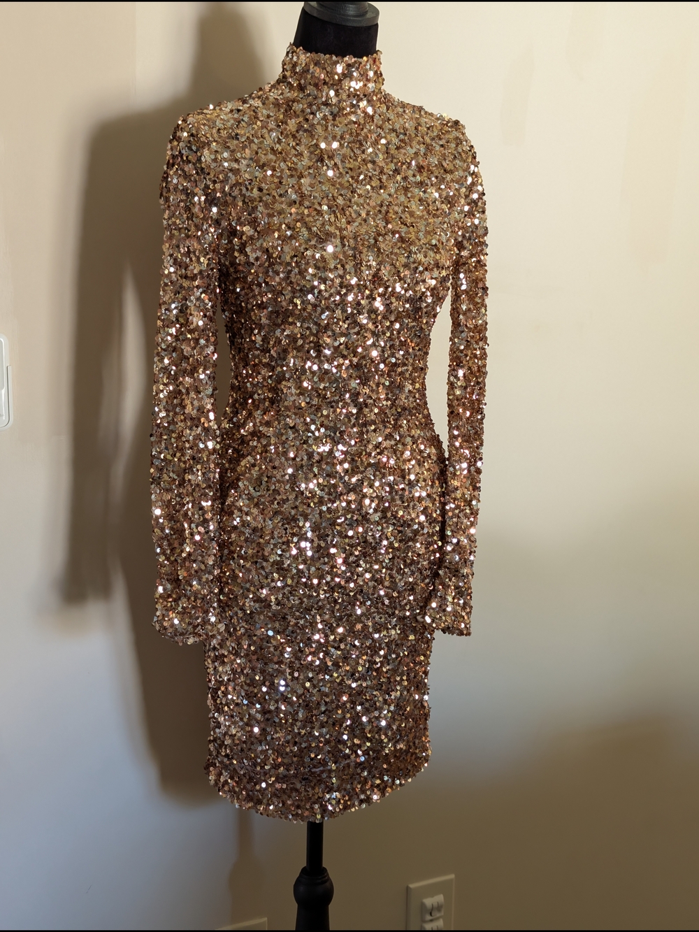 NWT Nookie Sequin High Neck Backless Mini Dress - Champagne Rose Gold Size S - Picture 2 of 7